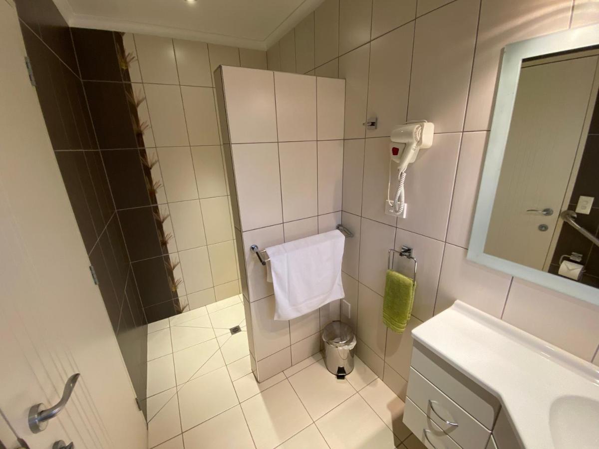 Bigsky Bed And Breakfast โอมารามา ภายนอก รูปภาพ