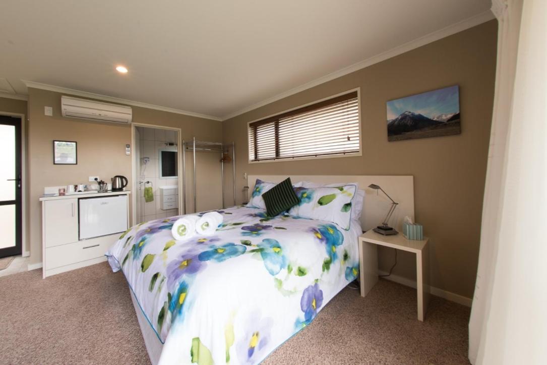Bigsky Bed And Breakfast โอมารามา ภายนอก รูปภาพ